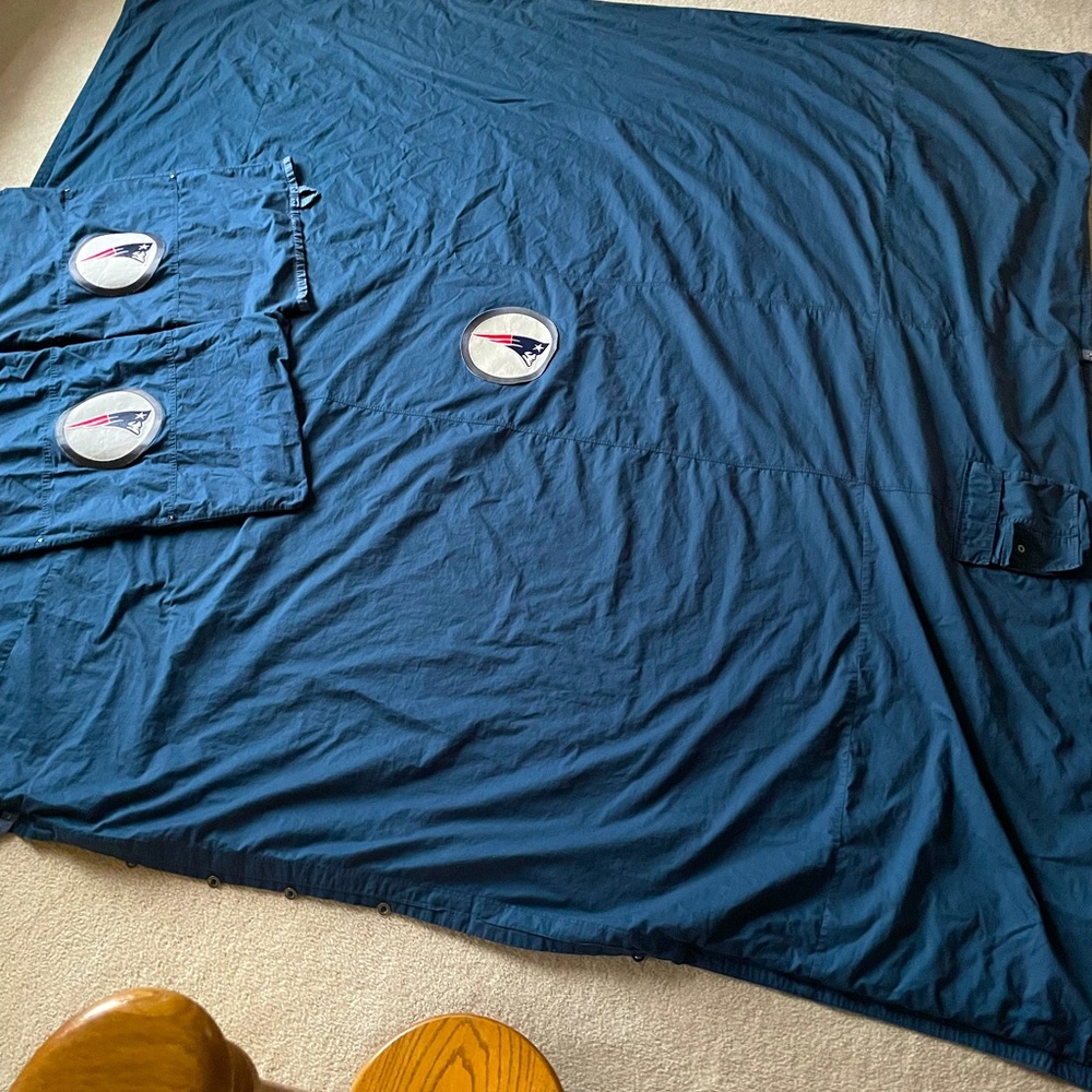 Pottery Barn Teen  NE Patriots Duvet Full/Queen